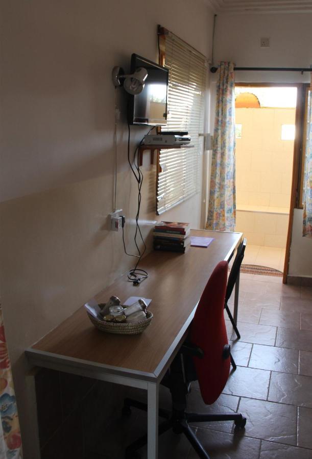 Busy Bee Apartments Kololi Dış mekan fotoğraf
